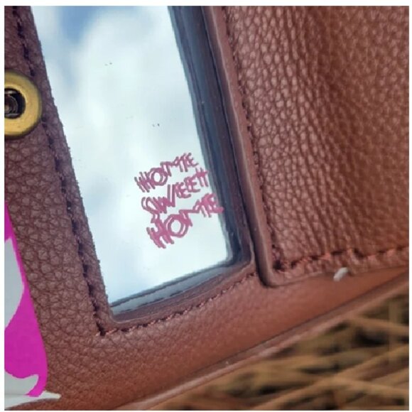 BRAND NEW Adorable BETSEY JOHNSON Kitsch Gingerbread House Purse Bag LIGHTS UP! - Picture 9 of 11